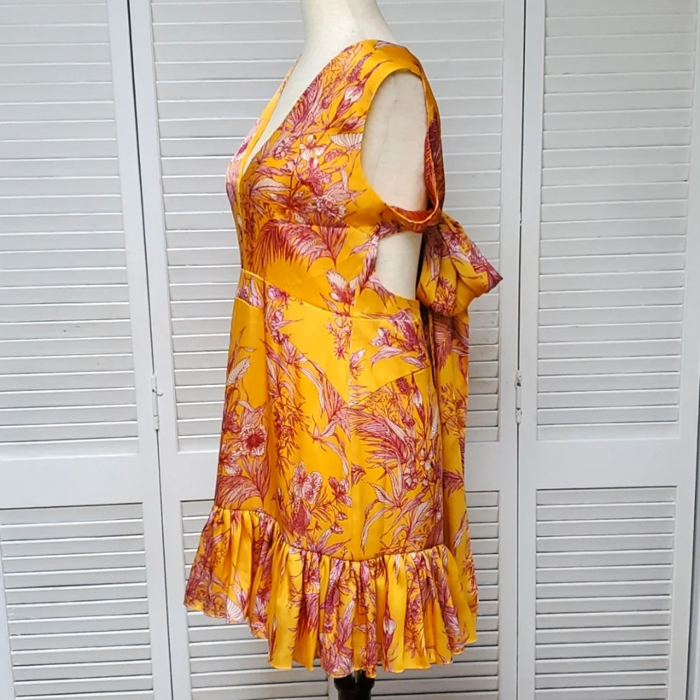 ALEXIS Cassara Floral Mini Dress Size M